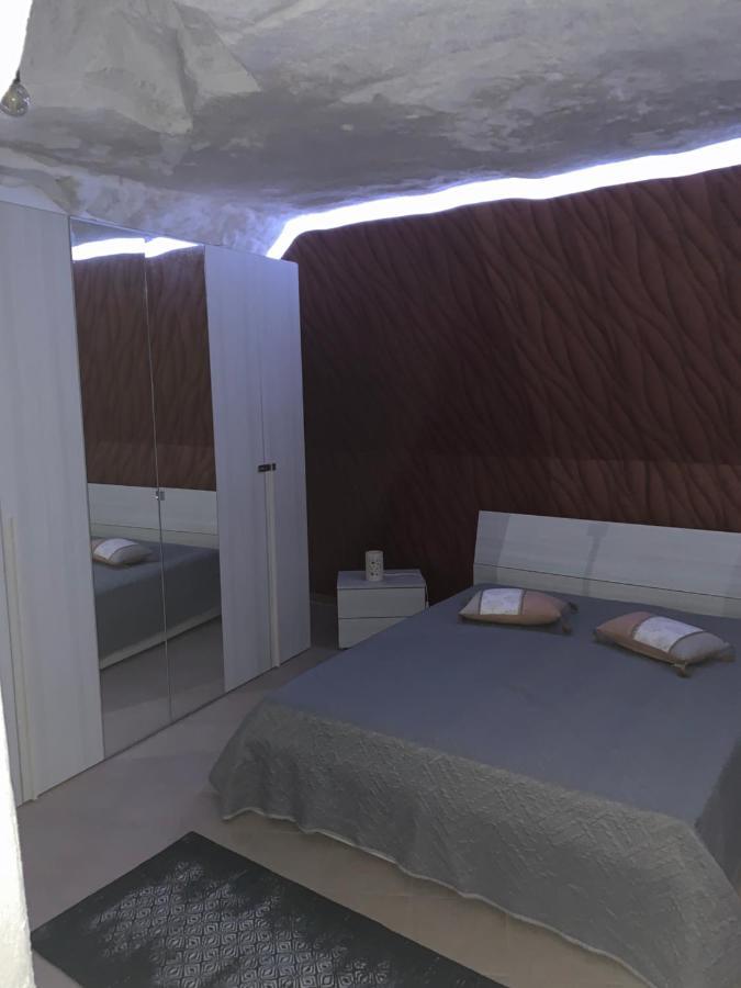 La Grotta Di Ilenia Apartment Matera Exterior photo