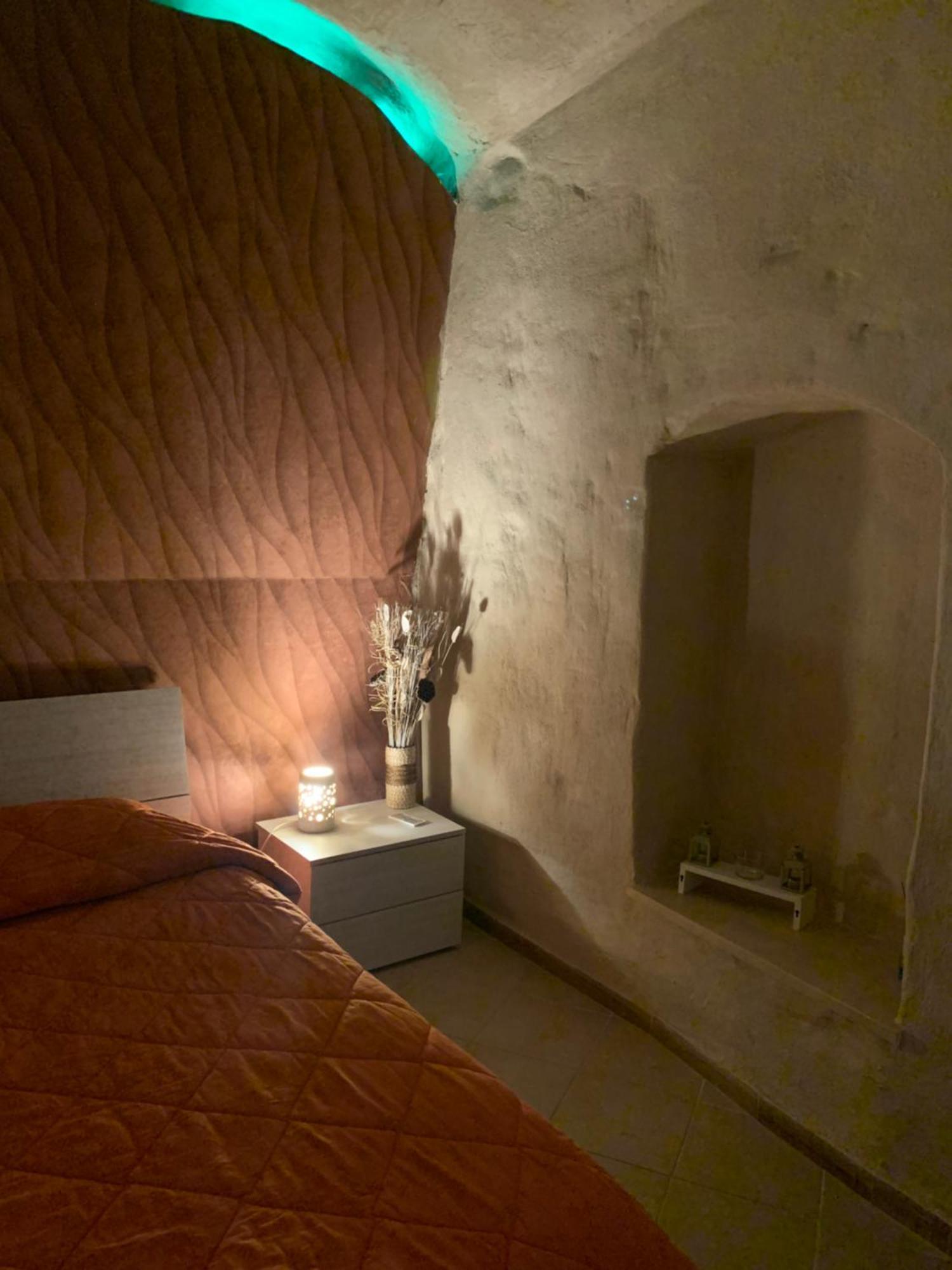 La Grotta Di Ilenia Apartment Matera Exterior photo